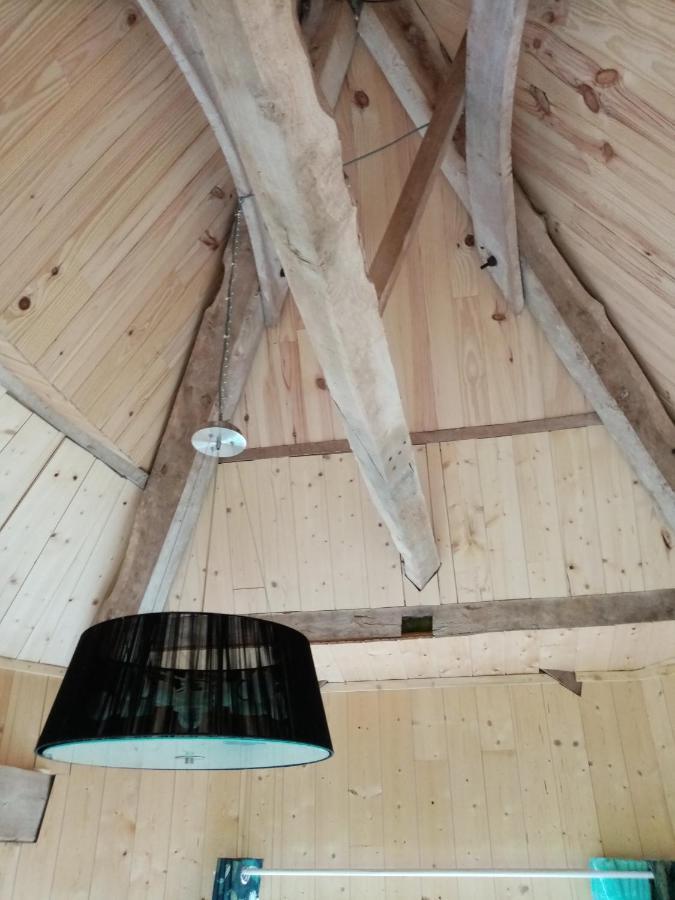 La Tour De Ver Gite Atypique Possibilite Table D'Hotes Sur Reservation Luaran gambar